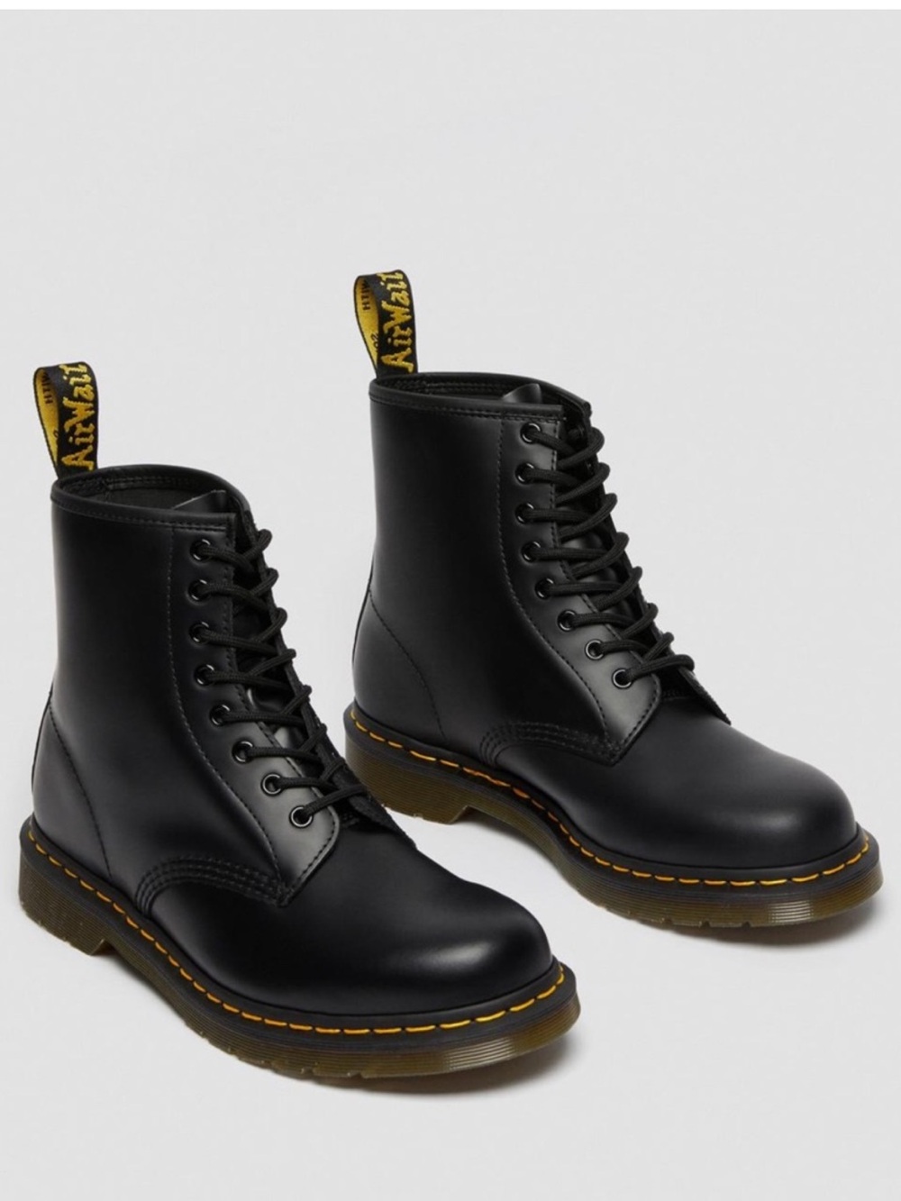 Dr. Martens 1460 Black Smooth Leather 8-Eye Combat Boots NIB Women’s 7 Men’s 6